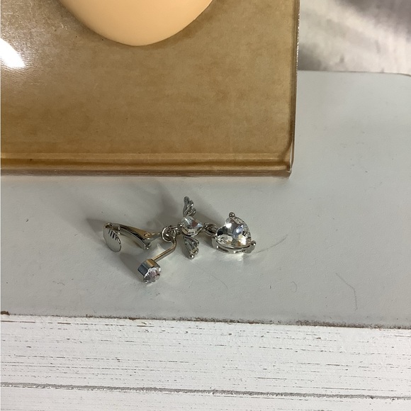 Clip-On Belly Button Ring - Picture 5 of 5